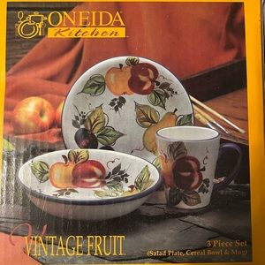 Oneida Kitchen Vintage Fruit hand painted dishes